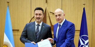 Petri solicitó que Argentina sea considerada «socio global» de la OTAN Petri solicitó que Argentina sea considerada "socio global" de la OTAN