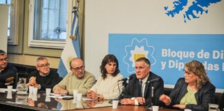 Diputados de UxP denunciaron a Bullrich por la represión en el Congreso Bullrich