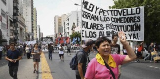 El Gobierno sigue reteniendo los alimentos en los depósitos