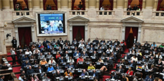 Diputados se encamina a aprobar la Ley Bases y el Paquete Fiscal Foto de Somos Télam