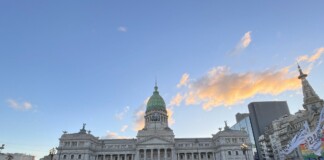 Frente al Congreso, la Marcha Plurinacional reclamó contra los travesticidios, transfemicidios y transhomicidios