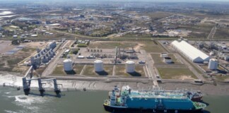 Diputados dialoguistas y del kirchnerismo bonaerenses pidieron que la planta de GNL se construya en Bahía Blanca
