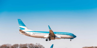 El Gobierno comenzó con la desregulación del sector aerocomercial
