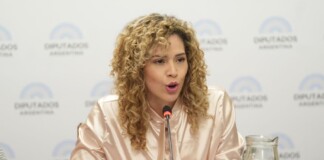 Otra diputada libertaria admitió que se reunió con Astiz y quiso justificarse: «Yo no viví en esa época, nací en 1993»