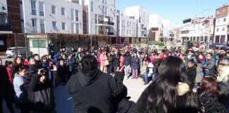 Vecinos de Villa Lugano reclamaron acciones y políticas públicas tras un tiroteo en el Barrio 20 Lugano