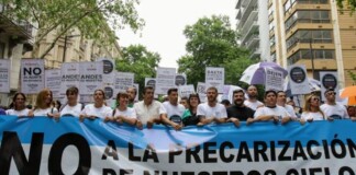 Los gremios aeronáuticos anunciaron un paro por 24 horas en reclamo de mejores salarios