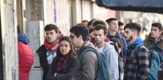 Más de 12.800 empresas cerraron sus puertas por la política económica del Gobierno