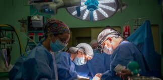 Los recortes presupuestarios en el Garrahan pusieron debajo de la línea de pobreza al personal del principal hospital pediátrico argentino