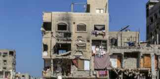 Los ataques de Israel contra el Líbano dejan casi 2.000 muertos y la ONU afirma que Medio Oriente es un infierno