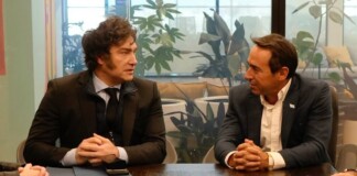 Milei y Galperin festejan que el jabón líquido fue el segundo producto más vendido del Cyber Monday