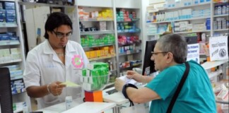 El PAMI recortó la entrega de medicamentos al 100% para jubilados