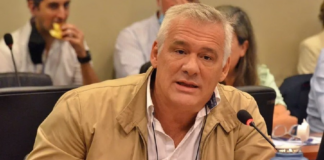 Fernando Carbajal, diputado de Democracia para Siempre: la reunión de Milei con legisladores de la UCR fue «un acto de sumisión política»