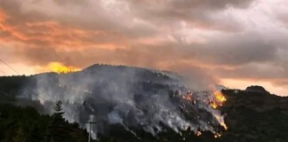 Continúa el incendio forestal en Epuyén y se quemaron más de 3.000 hectáreas