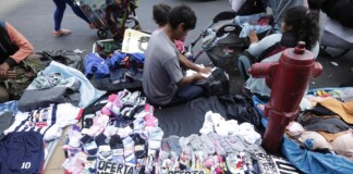 Los jóvenes enfrentan tasas de desocupación tres veces más altas que los adultos en Latinoamérica