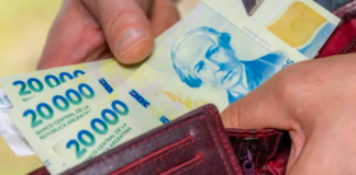 Los salarios repuntaron en diciembre, pero perdieron contra la inflación