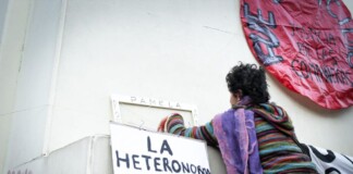 Una pareja de lesbianas fue agredida verbal y físicamente por un hombre