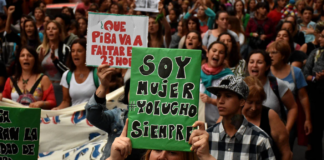 8M: “Milei, sos un estafador” será el eje de la marcha transfeminista