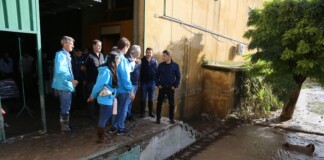 La Nación «tiene responsabilidades que debe asumir y fondos para asignar» a Bahía Blanca, dijo Kicillof