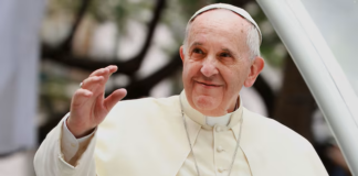 El Papa Francisco descansó bien durante la noche y se mantiene estable