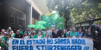 Milei y Sturzenegger despidieron 3.000 trabajadores estatales por mes