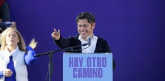 Kicillof lanzó el Movimiento Derecho al Futuro: «El único adversario que tenemos es Milei»