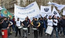 Aceiteros y el Frente de Lucha por la Soberanía, el Trabajo Digno y los Salarios Justos marcharán en rechazo a las políticas de Milei