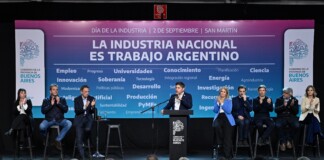 Kicillof dijo que Milei tiene «un plan deliberadamente antindustrial» que «funde a todo el mundo»