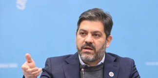 Carlos Bianco: «El presidente Milei tiene que respetar la Constitución»