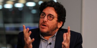 Para Avelluto, los abucheos «no son demostraciones buenas para la convivencia democrática»